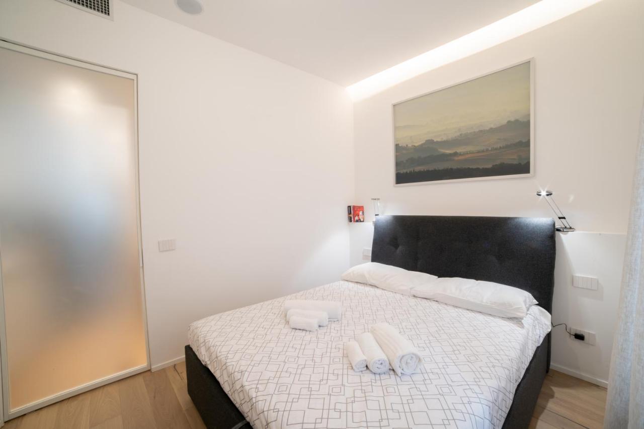 Navigli-Centro-Universita, Amazing New Apartment Milano Exterior foto